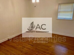 3655 Kahlert Ave in Louisville, KY - Building Photo - Building Photo