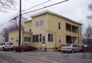 184 Plymouth St Apartments