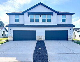 391 Cross Barn Blvd in Buda, TX - Building Photo