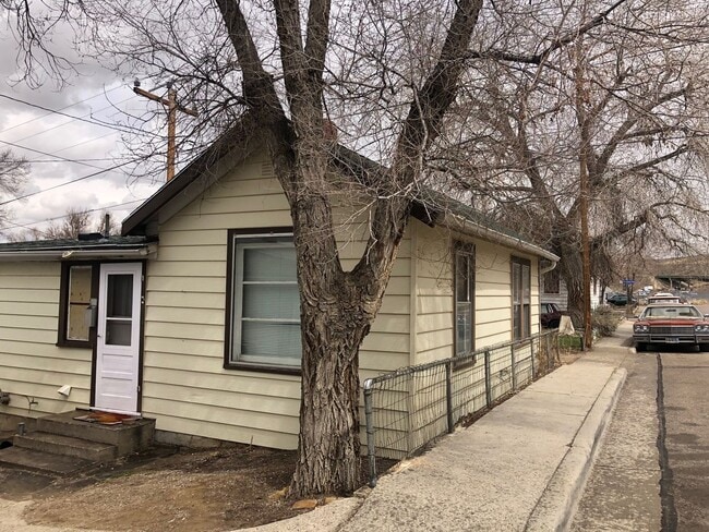 property at 745 Connecticut Ave