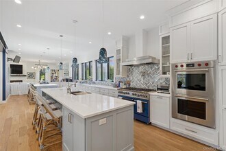 9 Debras Way in Wainscott, NY - Building Photo - Building Photo