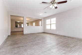 11522 W Wethersfield Rd in El Mirage, AZ - Building Photo - Building Photo