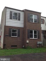 298 Birch Dr in Lafayette Hill, PA - Building Photo