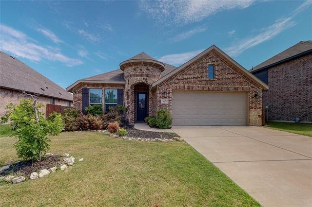 property at 733 Ravenwood Dr