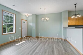 11322 Aberdeen Cir NE in Blaine, MN - Building Photo - Building Photo