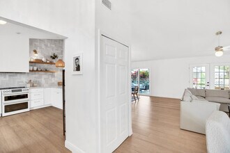 5150 9th St in Vero Beach, FL - Building Photo - Building Photo