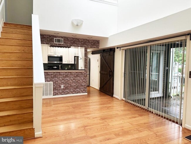 property at 3377 Lakeside View Dr