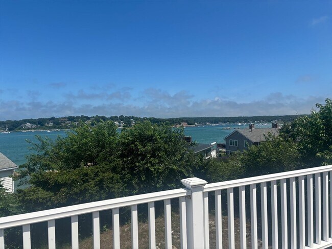 property at 3 Point Rd