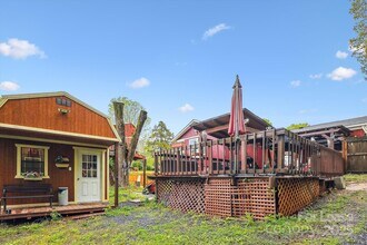 6800 Deanwood Pl in Charlotte, NC - Building Photo - Building Photo