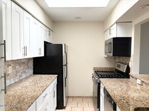 504 Crawford St in Eatontown, NJ - Building Photo - Building Photo