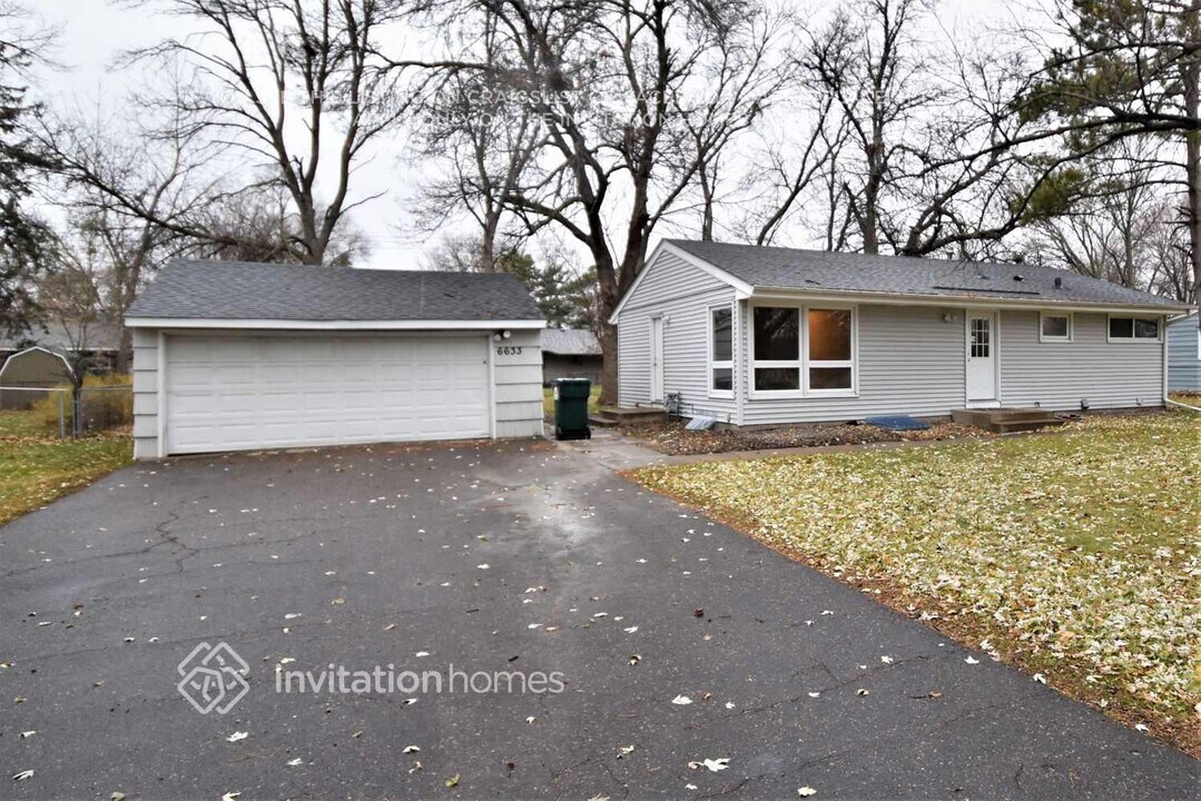 6633 Idaho Ave N in Minneapolis, MN - Building Photo