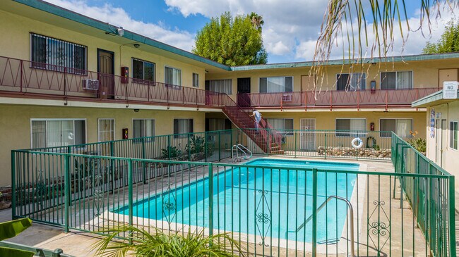 Kingsley Apartments in Montclair, CA - Building Photo - Building Photo
