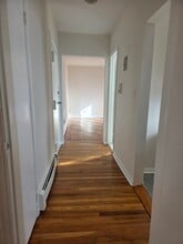 144 Old Bergen Rd, Unit B5 in Jersey City, NJ - Foto de edificio - Building Photo