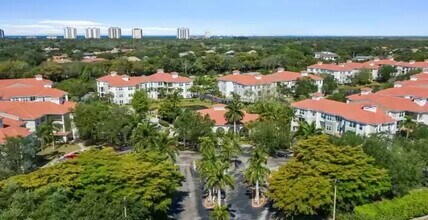 23580 Walden Center Dr, Unit 107 in Estero, FL - Building Photo - Building Photo