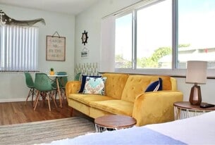 316 Walnut St in Hollywood, FL - Building Photo