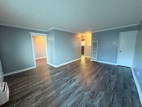 851 Prescott Way in Riverside, CA - Building Photo - Building Photo