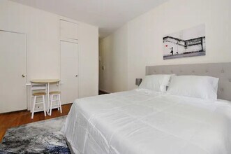 1736 2nd Ave in New York, NY - Building Photo - Building Photo