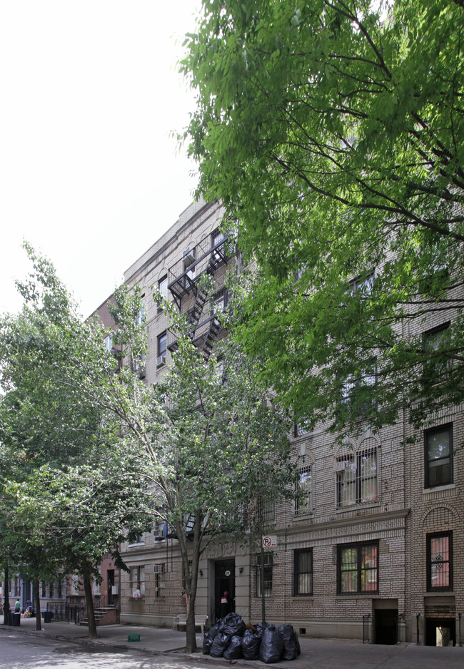 200 Ross St in Brooklyn, NY - Building Photo - Building Photo