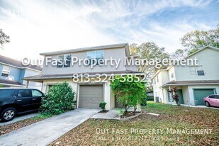 1115 Citrus Hill Ct in Seffner, FL - Building Photo