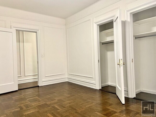 206 W 104th St in New York, NY - Foto de edificio - Building Photo