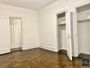 WEST 104 STREET in New York, NY - Foto de edificio - Building Photo