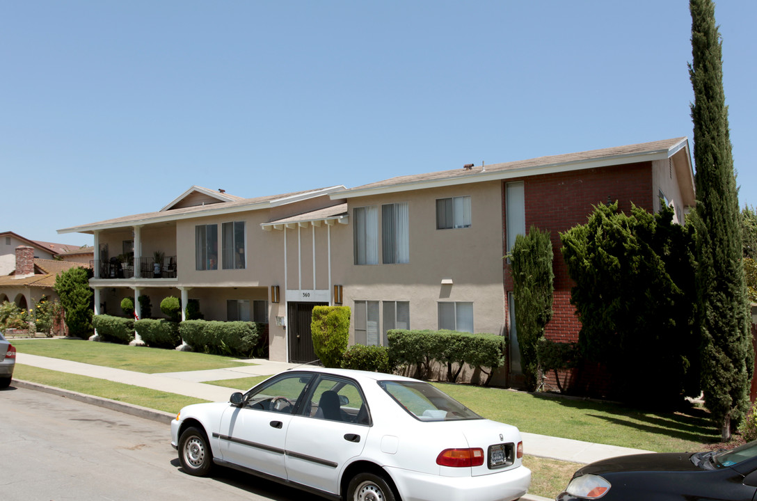 360 Freeman Ave in Long Beach, CA - Building Photo