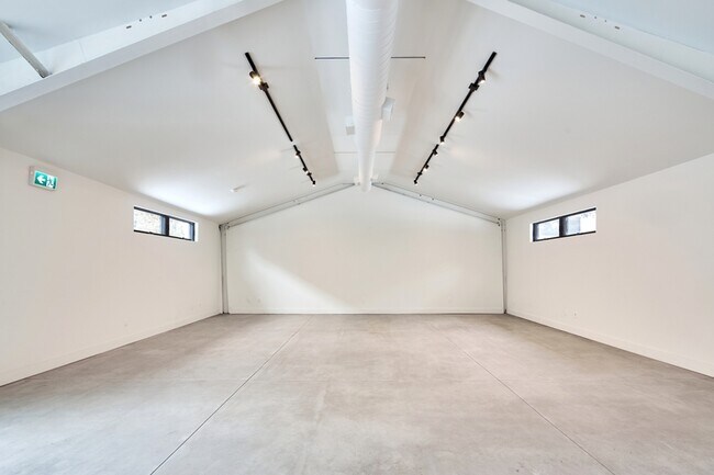 329 Catherine St in Ottawa, ON - Building Photo - Building Photo