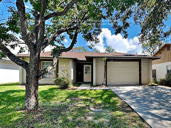 property at 1737 Lakeview Village Dr