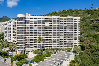 Plaza Hawaii Kai in Honolulu, HI - Building Photo - Building Photo