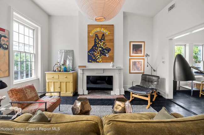 property at 620 Warren St