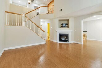 3162 Silverland Dr in San Jose, CA - Building Photo - Building Photo