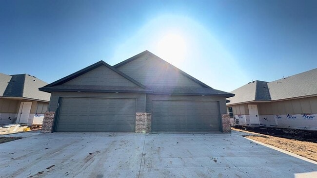 1204 NW 113th St in Oklahoma City, OK - Building Photo - Building Photo