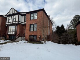 52 Faraday Dr in Timonium, MD - Building Photo