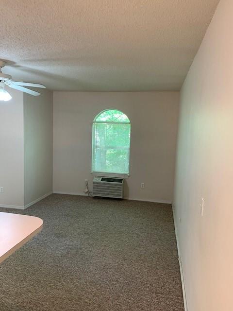 628 Oakland Ave in Fayetteville, AR - Building Photo - Building Photo