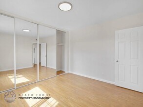 8306 W Manchester Ave, Unit 15 in Los Angeles, CA - Building Photo - Building Photo