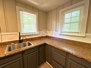 2804 Pages Ln in Mobile, AL - Building Photo - Building Photo