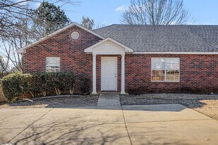 719 Ethan Ln in Auburn, AL - Building Photo