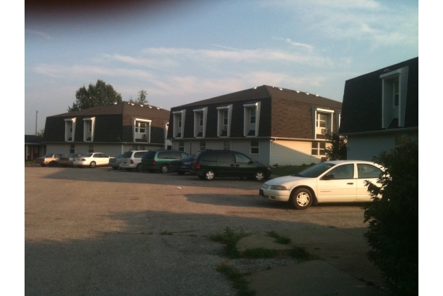 Fairview Apartments in Bicknell, IN - Building Photo - Building Photo