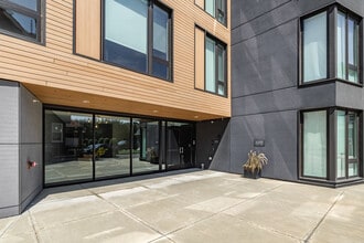 Whitney Modern in New Haven, CT - Foto de edificio - Building Photo