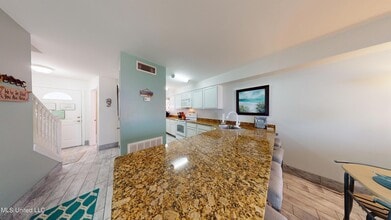 1664 Beach Blvd, Unit 151 in Biloxi, MS - Building Photo - Building Photo