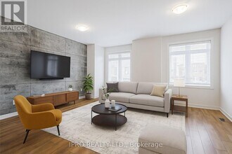 906 Kicking Horse Path in Oshawa, ON - Building Photo - Building Photo