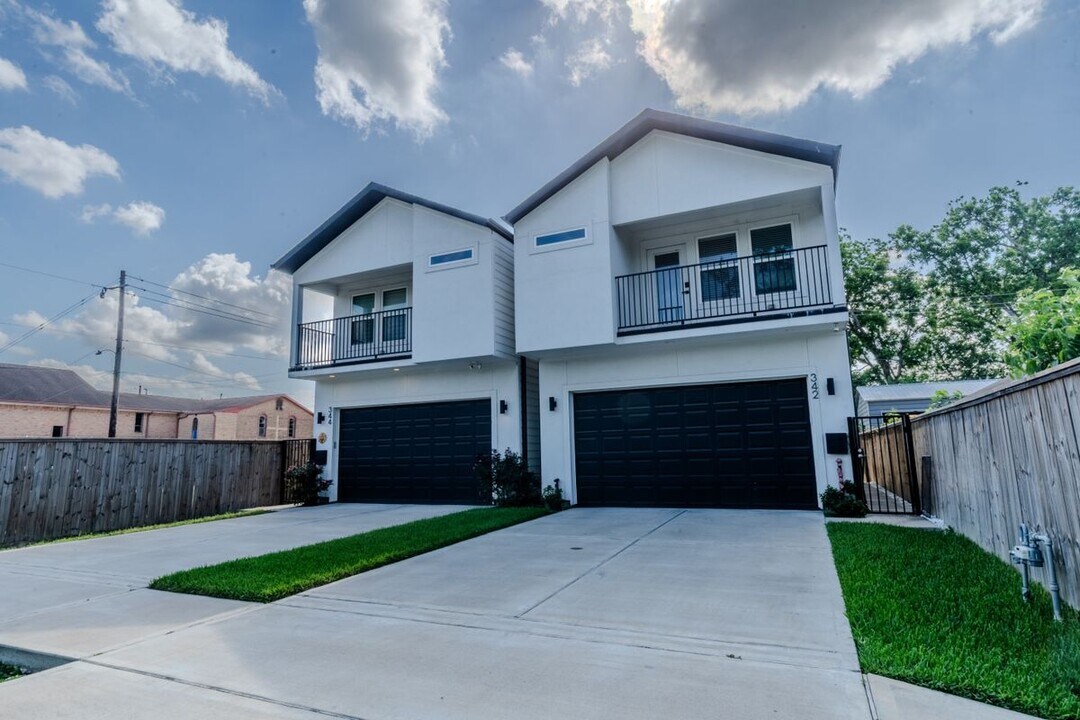 342 Hahlo St in Houston, TX - Building Photo