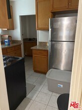 1956 W 73rd St in Los Angeles, CA - Building Photo - Building Photo