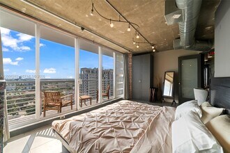 1720 Harrison St in Hollywood, FL - Building Photo - Building Photo