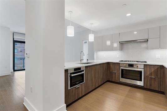 9 Ave At Port Imperial in West New York, NJ - Building Photo
