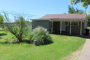 902 NW 99th St in Oklahoma City, OK - Building Photo