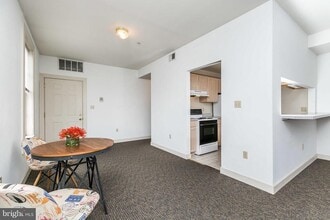 828 S Charles St in Baltimore, MD - Building Photo - Building Photo