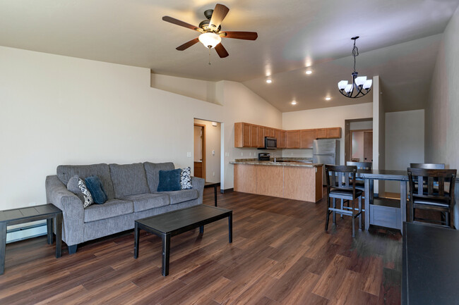 Pineview Park Apartments in Sheboygan Falls, WI - Foto de edificio - Interior Photo