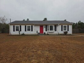 46 Riegel Dr in Hubert, NC - Building Photo
