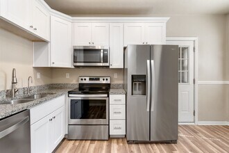 3106 Peronne Ave in Norfolk, VA - Building Photo - Building Photo